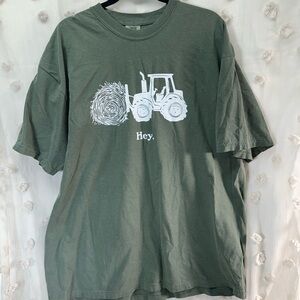 NWOT Comfort Colors Men’s Olive Tractor Graphic Tee Size 2XL
